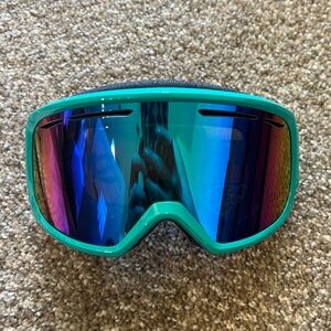 Women’s Smith Snowboard Goggles